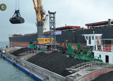  LOAD HÀNG TÀU MV KYDONIA – 86.400 TẤN THAN ÚC TẠI CẢNG HÒN NÉT